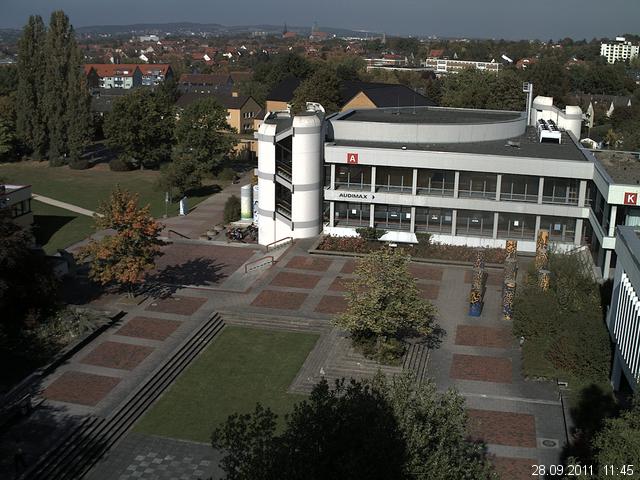 Foto der Webcam: Verwaltungsgeb&auml;ude, Innenhof mit Audimax, H&ouml;rsaal-Geb&auml;ude 1