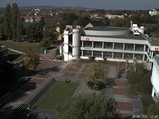 Foto der Webcam: Verwaltungsgeb&auml;ude, Innenhof mit Audimax, H&ouml;rsaal-Geb&auml;ude 1