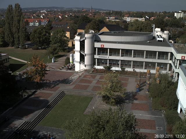 Foto der Webcam: Verwaltungsgeb&auml;ude, Innenhof mit Audimax, H&ouml;rsaal-Geb&auml;ude 1