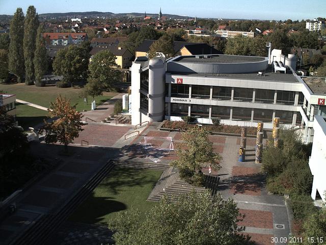 Foto der Webcam: Verwaltungsgeb&auml;ude, Innenhof mit Audimax, H&ouml;rsaal-Geb&auml;ude 1