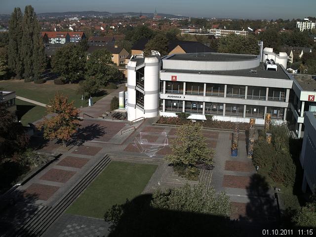 Foto der Webcam: Verwaltungsgeb&auml;ude, Innenhof mit Audimax, H&ouml;rsaal-Geb&auml;ude 1