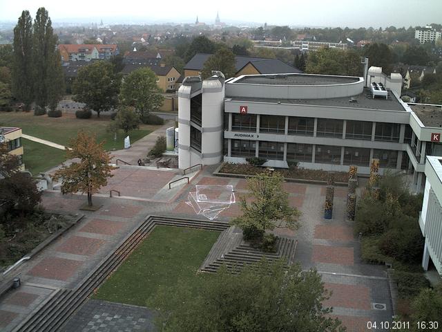 Foto der Webcam: Verwaltungsgeb&auml;ude, Innenhof mit Audimax, H&ouml;rsaal-Geb&auml;ude 1