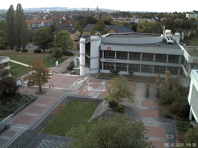 Foto der Webcam: Verwaltungsgeb&auml;ude, Innenhof mit Audimax, H&ouml;rsaal-Geb&auml;ude 1