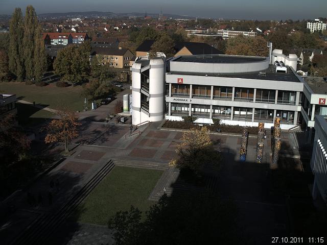 Foto der Webcam: Verwaltungsgeb&auml;ude, Innenhof mit Audimax, H&ouml;rsaal-Geb&auml;ude 1
