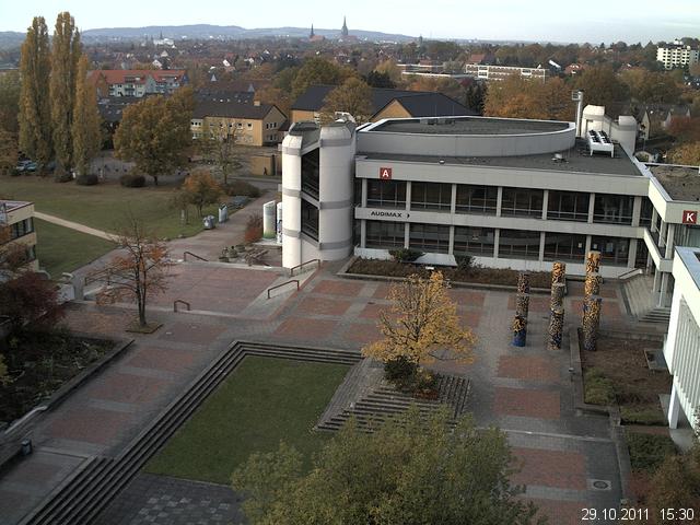 Foto der Webcam: Verwaltungsgeb&auml;ude, Innenhof mit Audimax, H&ouml;rsaal-Geb&auml;ude 1