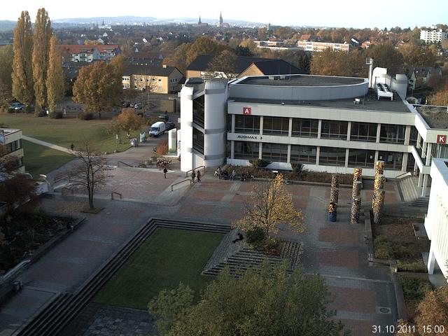 Foto der Webcam: Verwaltungsgeb&auml;ude, Innenhof mit Audimax, H&ouml;rsaal-Geb&auml;ude 1
