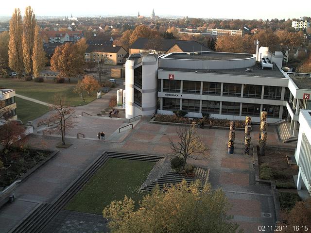 Foto der Webcam: Verwaltungsgeb&auml;ude, Innenhof mit Audimax, H&ouml;rsaal-Geb&auml;ude 1