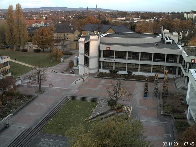 Foto der Webcam: Verwaltungsgeb&auml;ude, Innenhof mit Audimax, H&ouml;rsaal-Geb&auml;ude 1