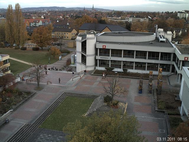 Foto der Webcam: Verwaltungsgeb&auml;ude, Innenhof mit Audimax, H&ouml;rsaal-Geb&auml;ude 1