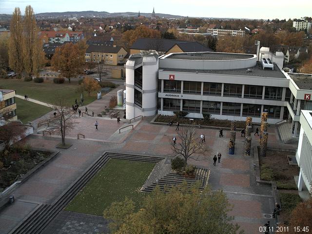 Foto der Webcam: Verwaltungsgeb&auml;ude, Innenhof mit Audimax, H&ouml;rsaal-Geb&auml;ude 1