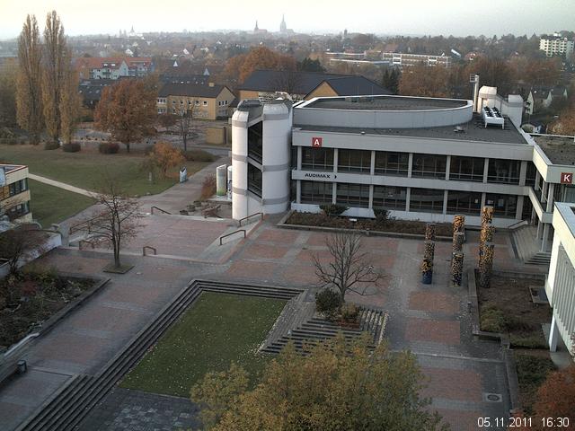 Foto der Webcam: Verwaltungsgeb&auml;ude, Innenhof mit Audimax, H&ouml;rsaal-Geb&auml;ude 1