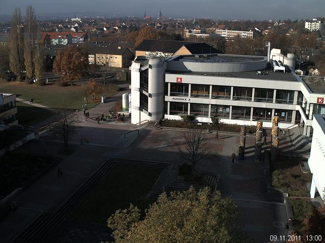 Foto der Webcam: Verwaltungsgeb&auml;ude, Innenhof mit Audimax, H&ouml;rsaal-Geb&auml;ude 1
