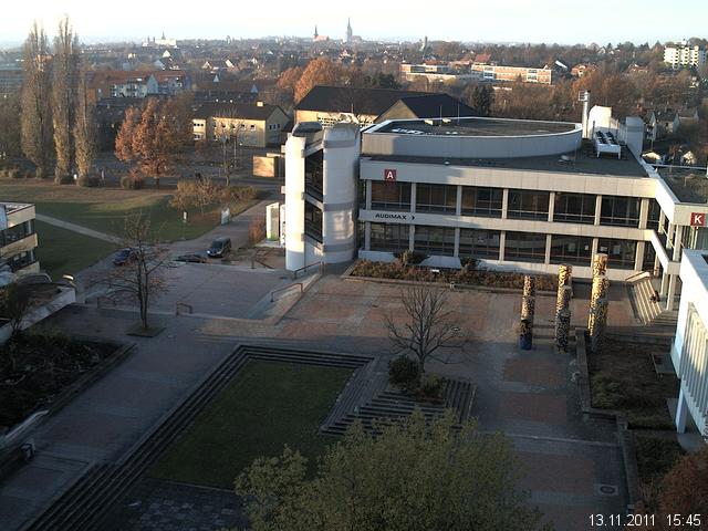 Foto der Webcam: Verwaltungsgeb&auml;ude, Innenhof mit Audimax, H&ouml;rsaal-Geb&auml;ude 1