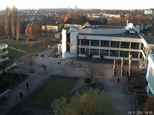 Foto der Webcam: Verwaltungsgeb&auml;ude, Innenhof mit Audimax, H&ouml;rsaal-Geb&auml;ude 1