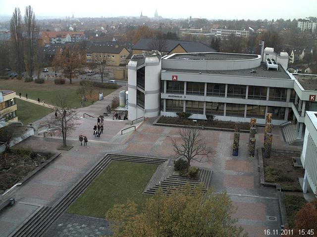 Foto der Webcam: Verwaltungsgeb&auml;ude, Innenhof mit Audimax, H&ouml;rsaal-Geb&auml;ude 1