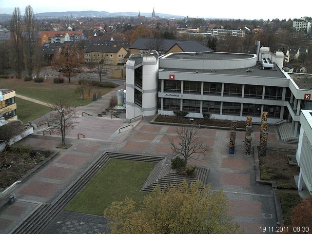 Foto der Webcam: Verwaltungsgeb&auml;ude, Innenhof mit Audimax, H&ouml;rsaal-Geb&auml;ude 1