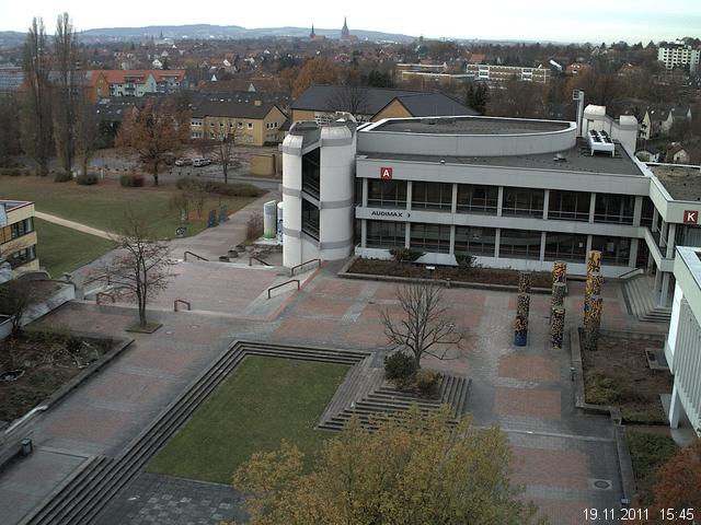 Foto der Webcam: Verwaltungsgeb&auml;ude, Innenhof mit Audimax, H&ouml;rsaal-Geb&auml;ude 1