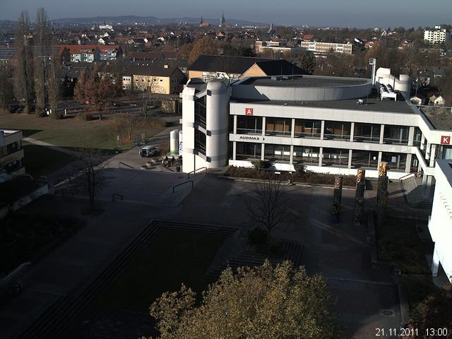 Foto der Webcam: Verwaltungsgeb&auml;ude, Innenhof mit Audimax, H&ouml;rsaal-Geb&auml;ude 1