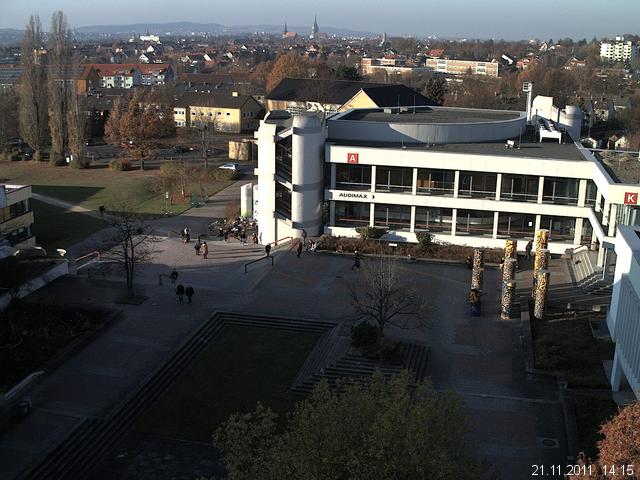 Foto der Webcam: Verwaltungsgeb&auml;ude, Innenhof mit Audimax, H&ouml;rsaal-Geb&auml;ude 1