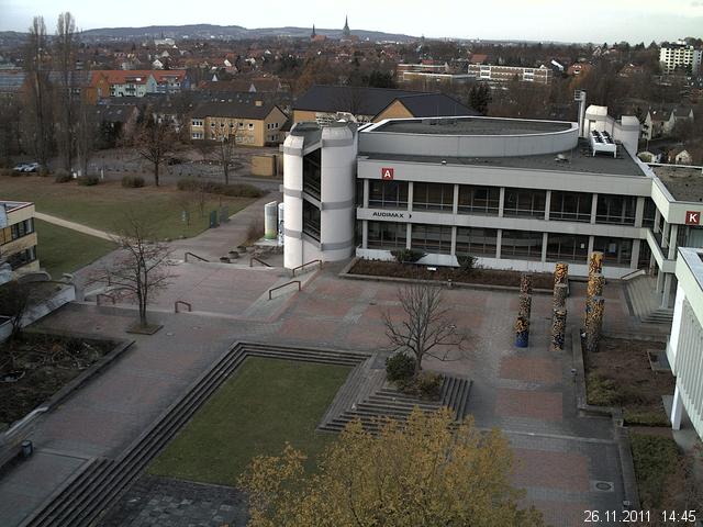 Foto der Webcam: Verwaltungsgeb&auml;ude, Innenhof mit Audimax, H&ouml;rsaal-Geb&auml;ude 1