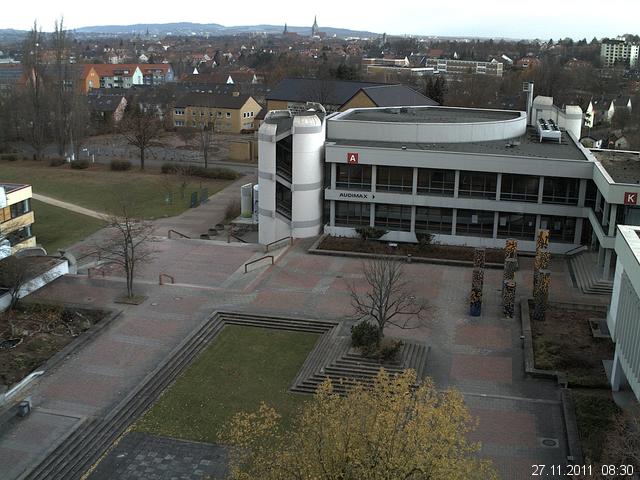 Foto der Webcam: Verwaltungsgeb&auml;ude, Innenhof mit Audimax, H&ouml;rsaal-Geb&auml;ude 1