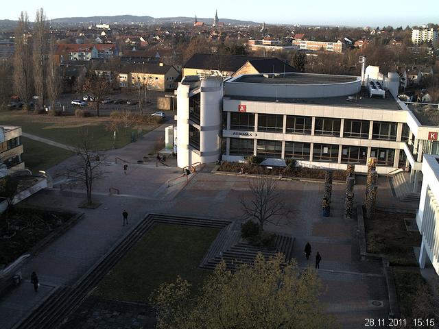 Foto der Webcam: Verwaltungsgeb&auml;ude, Innenhof mit Audimax, H&ouml;rsaal-Geb&auml;ude 1
