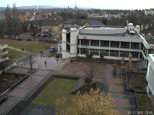Foto der Webcam: Verwaltungsgeb&auml;ude, Innenhof mit Audimax, H&ouml;rsaal-Geb&auml;ude 1