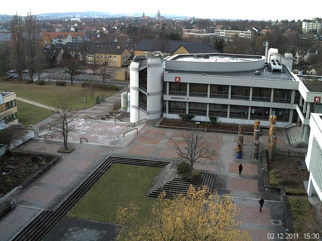 Foto der Webcam: Verwaltungsgeb&auml;ude, Innenhof mit Audimax, H&ouml;rsaal-Geb&auml;ude 1