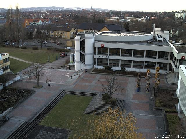 Foto der Webcam: Verwaltungsgeb&auml;ude, Innenhof mit Audimax, H&ouml;rsaal-Geb&auml;ude 1