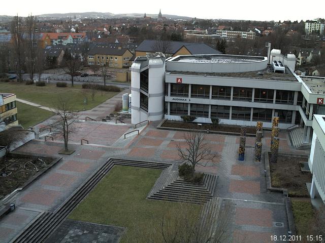 Foto der Webcam: Verwaltungsgeb&auml;ude, Innenhof mit Audimax, H&ouml;rsaal-Geb&auml;ude 1