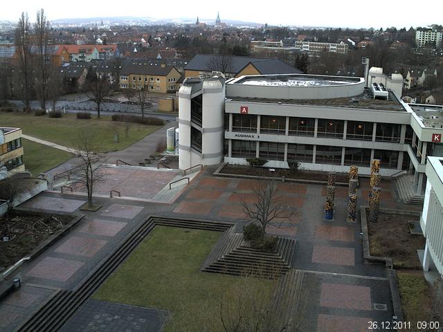 Foto der Webcam: Verwaltungsgeb&auml;ude, Innenhof mit Audimax, H&ouml;rsaal-Geb&auml;ude 1