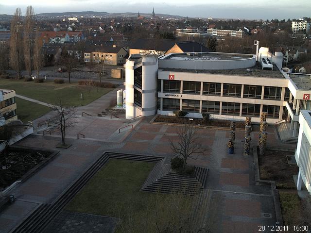 Foto der Webcam: Verwaltungsgeb&auml;ude, Innenhof mit Audimax, H&ouml;rsaal-Geb&auml;ude 1