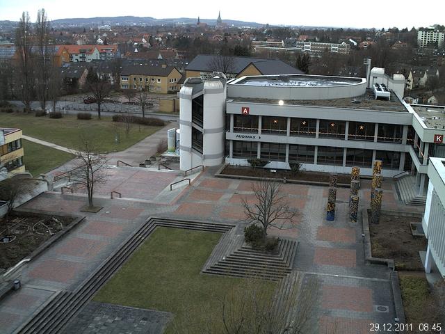 Foto der Webcam: Verwaltungsgeb&auml;ude, Innenhof mit Audimax, H&ouml;rsaal-Geb&auml;ude 1