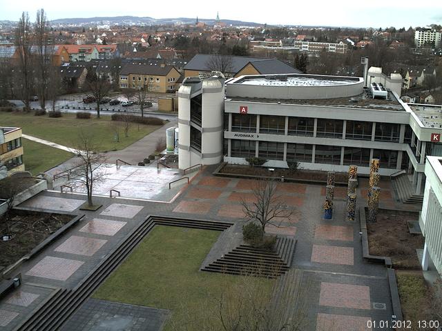 Foto der Webcam: Verwaltungsgeb&auml;ude, Innenhof mit Audimax, H&ouml;rsaal-Geb&auml;ude 1
