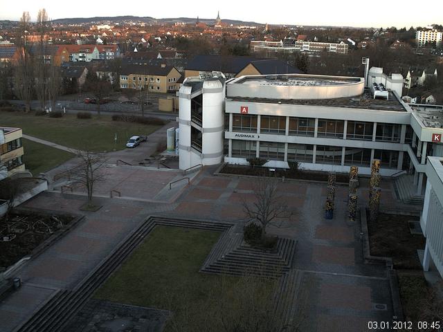 Foto der Webcam: Verwaltungsgeb&auml;ude, Innenhof mit Audimax, H&ouml;rsaal-Geb&auml;ude 1