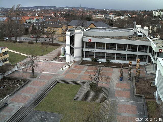 Foto der Webcam: Verwaltungsgeb&auml;ude, Innenhof mit Audimax, H&ouml;rsaal-Geb&auml;ude 1