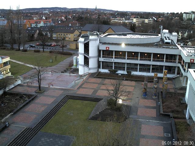 Foto der Webcam: Verwaltungsgeb&auml;ude, Innenhof mit Audimax, H&ouml;rsaal-Geb&auml;ude 1