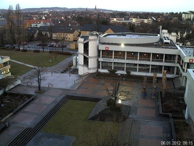 Foto der Webcam: Verwaltungsgeb&auml;ude, Innenhof mit Audimax, H&ouml;rsaal-Geb&auml;ude 1
