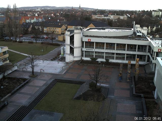 Foto der Webcam: Verwaltungsgeb&auml;ude, Innenhof mit Audimax, H&ouml;rsaal-Geb&auml;ude 1