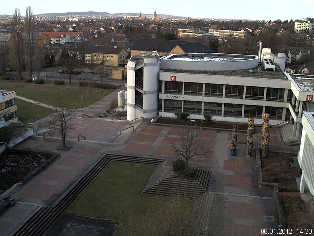 Foto der Webcam: Verwaltungsgeb&auml;ude, Innenhof mit Audimax, H&ouml;rsaal-Geb&auml;ude 1