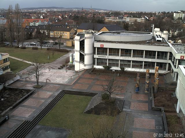 Foto der Webcam: Verwaltungsgeb&auml;ude, Innenhof mit Audimax, H&ouml;rsaal-Geb&auml;ude 1