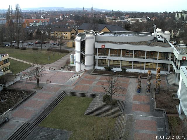 Foto der Webcam: Verwaltungsgeb&auml;ude, Innenhof mit Audimax, H&ouml;rsaal-Geb&auml;ude 1
