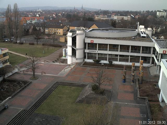 Foto der Webcam: Verwaltungsgeb&auml;ude, Innenhof mit Audimax, H&ouml;rsaal-Geb&auml;ude 1