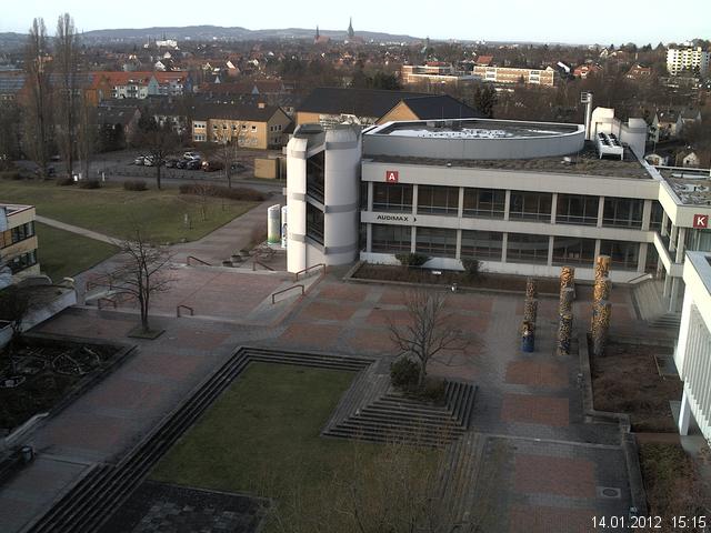 Foto der Webcam: Verwaltungsgeb&auml;ude, Innenhof mit Audimax, H&ouml;rsaal-Geb&auml;ude 1