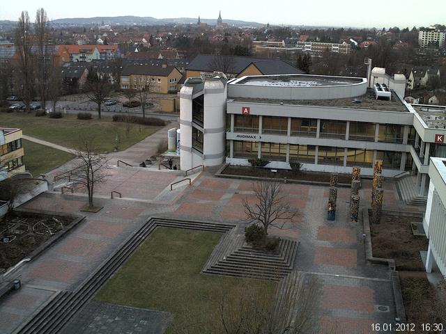 Foto der Webcam: Verwaltungsgeb&auml;ude, Innenhof mit Audimax, H&ouml;rsaal-Geb&auml;ude 1
