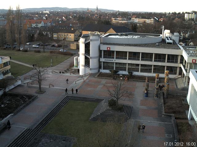 Foto der Webcam: Verwaltungsgeb&auml;ude, Innenhof mit Audimax, H&ouml;rsaal-Geb&auml;ude 1