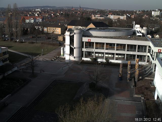 Foto der Webcam: Verwaltungsgeb&auml;ude, Innenhof mit Audimax, H&ouml;rsaal-Geb&auml;ude 1