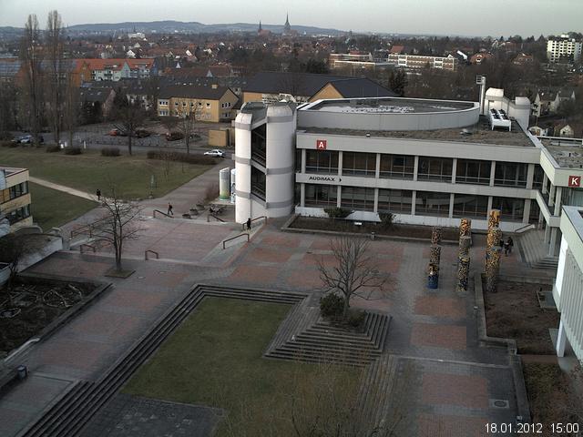 Foto der Webcam: Verwaltungsgeb&auml;ude, Innenhof mit Audimax, H&ouml;rsaal-Geb&auml;ude 1