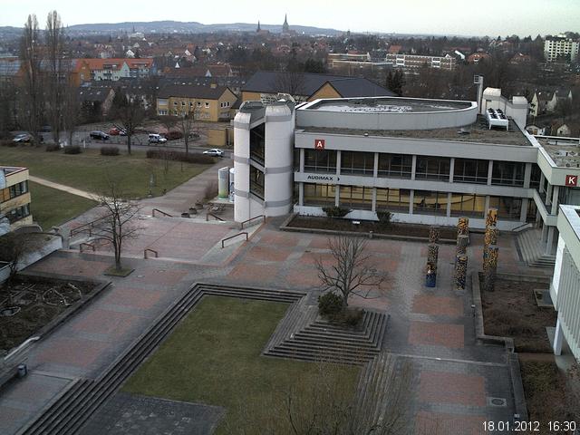 Foto der Webcam: Verwaltungsgeb&auml;ude, Innenhof mit Audimax, H&ouml;rsaal-Geb&auml;ude 1