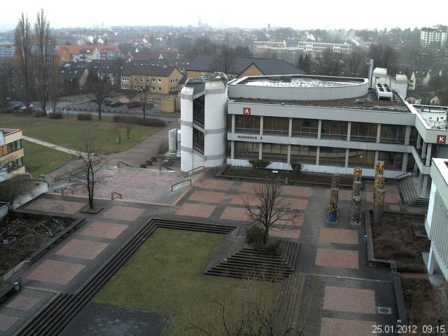 Foto der Webcam: Verwaltungsgeb&auml;ude, Innenhof mit Audimax, H&ouml;rsaal-Geb&auml;ude 1